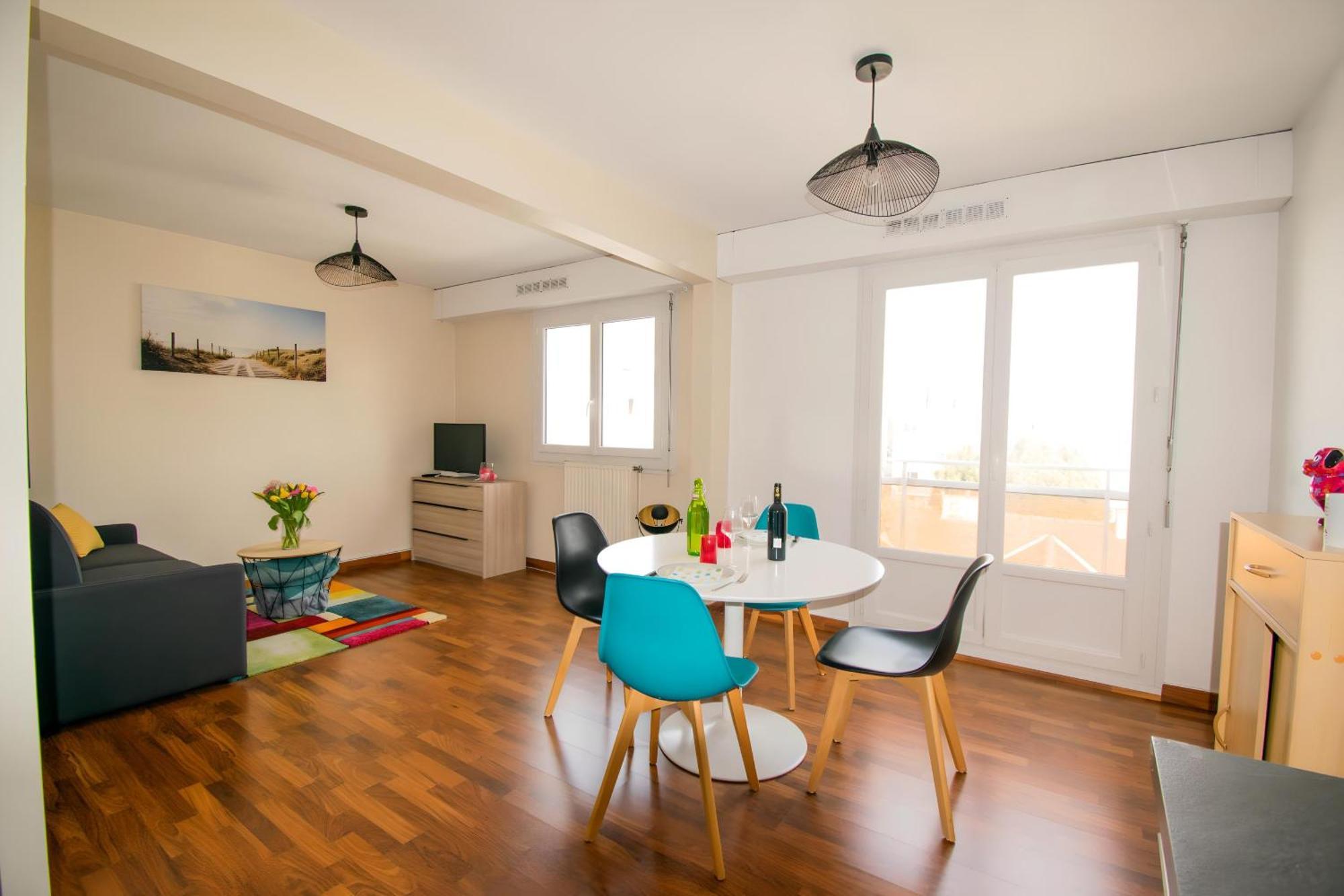 Grand Studio Avec Parking A 10 Minutes Des Plages Лорьян Экстерьер фото