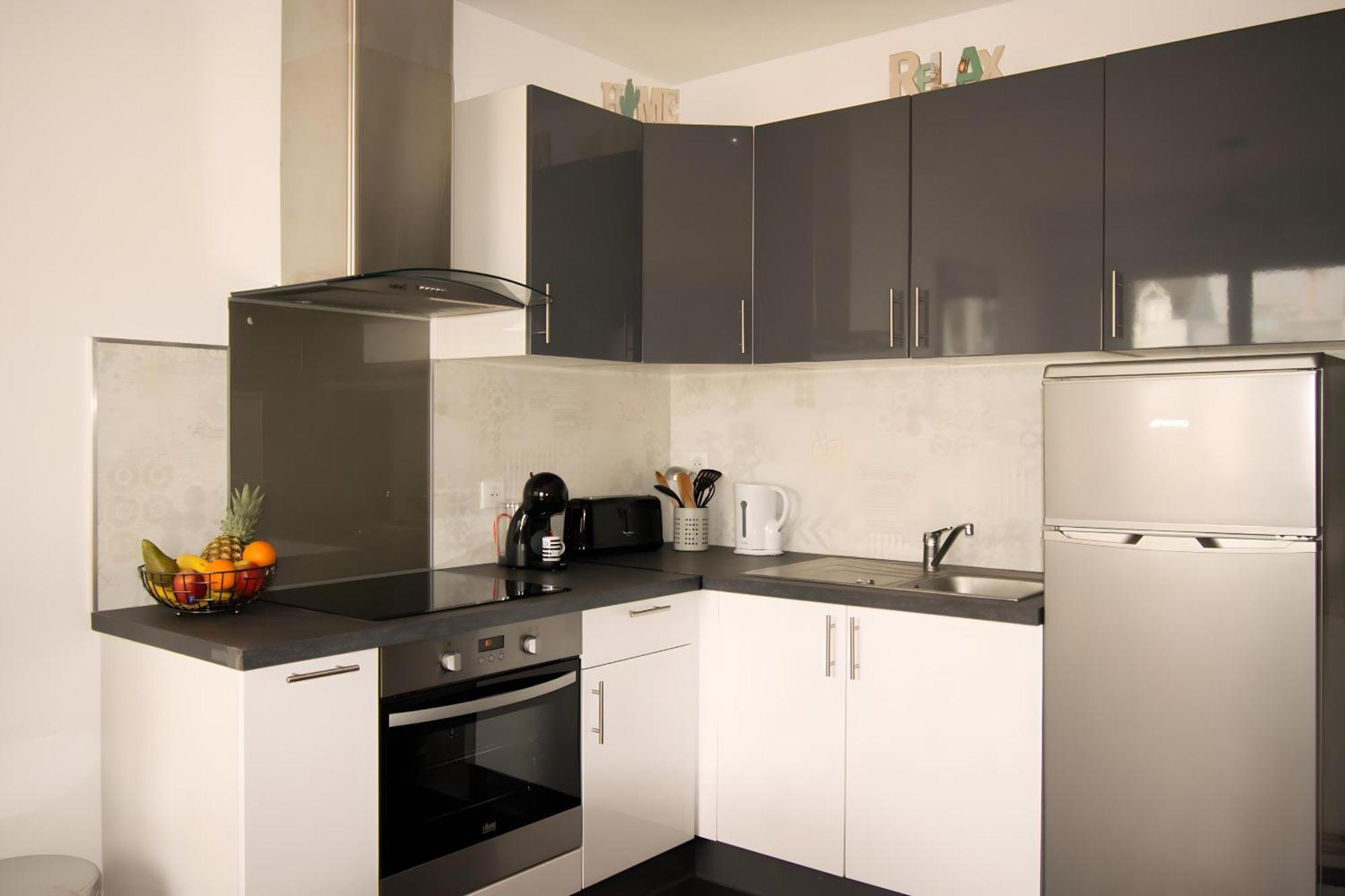Grand Studio Avec Parking A 10 Minutes Des Plages Лорьян Экстерьер фото